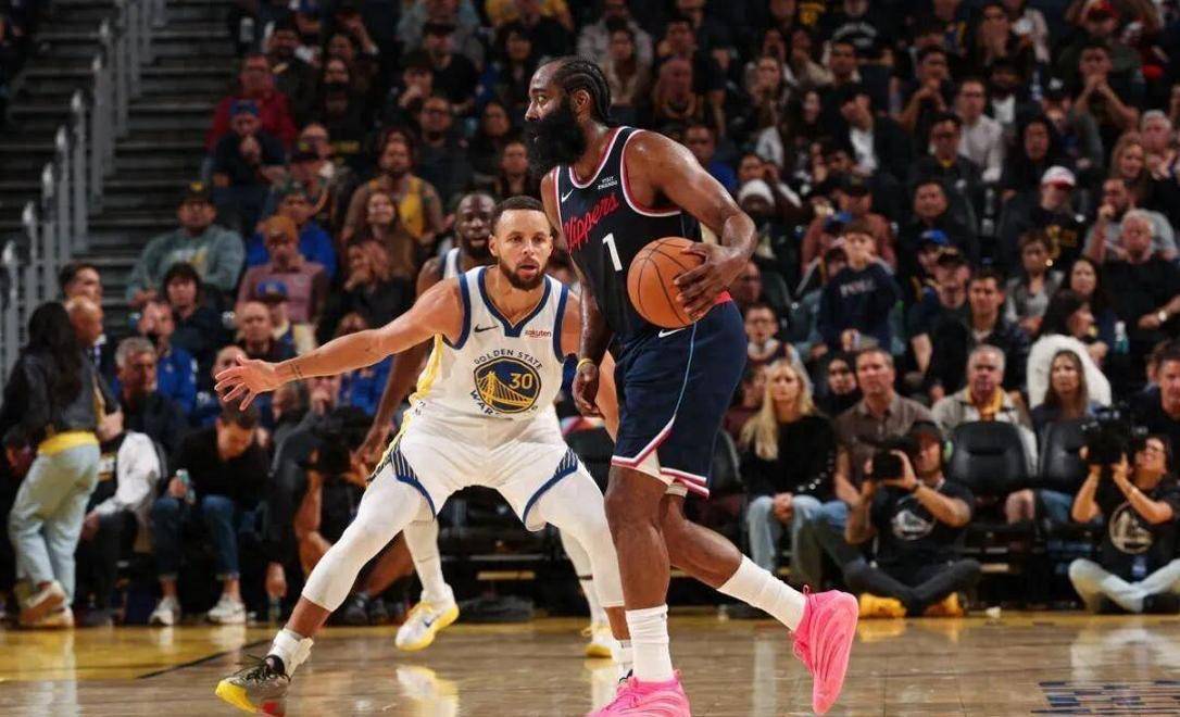 二八杠-勇士队受伤